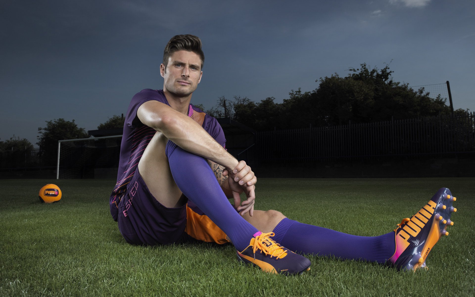 《英雄联盟》“预选战”正式开启，冠军殊途同归！