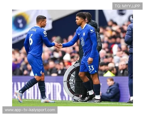 热刺5000万目标福法纳进入视野，边路补强提上日程