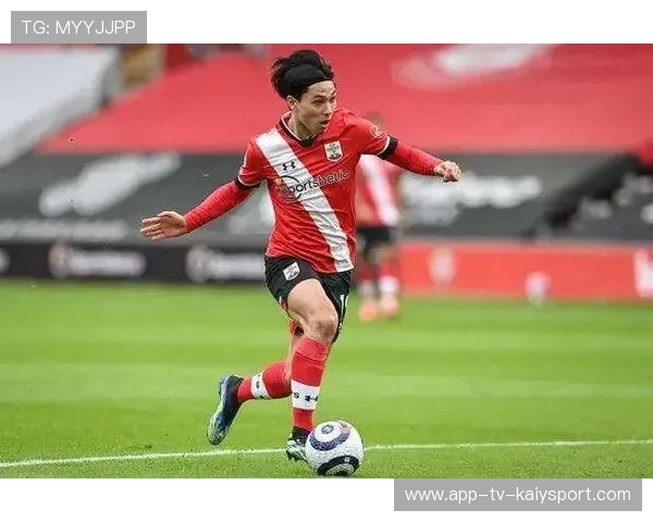 利物浦在转会市场锁定潜力中场，利物浦转会记录明细