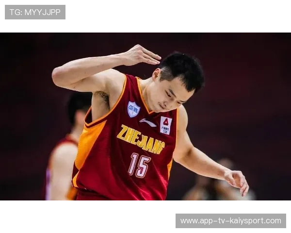 王奕博离队疑记仇？浙江官宣约翰逊未提青岛经历，球迷直呼小气